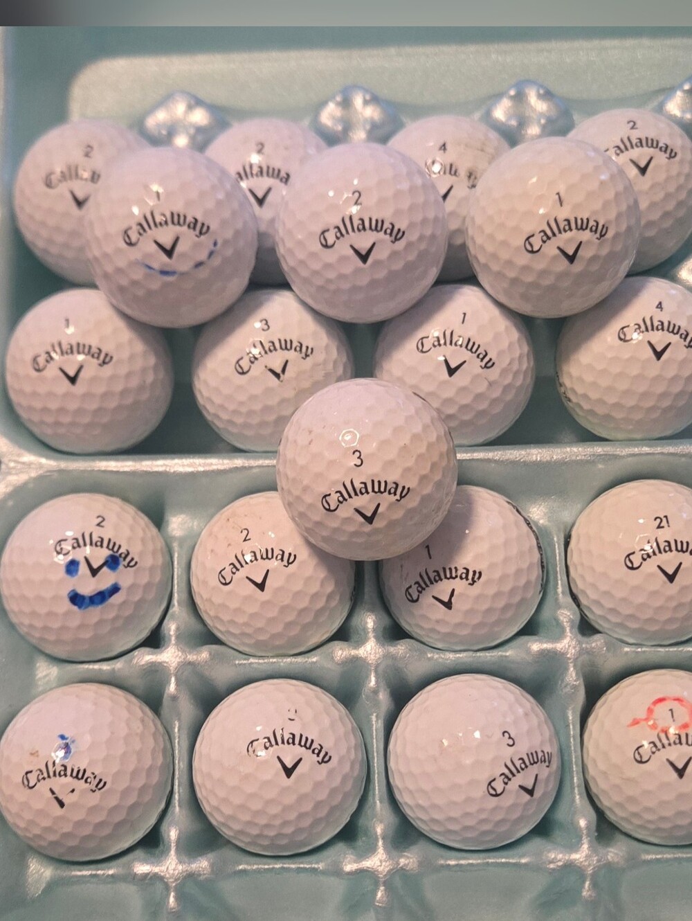 20 Callaway Supersoft white golf balls in Good to VG playing condition.